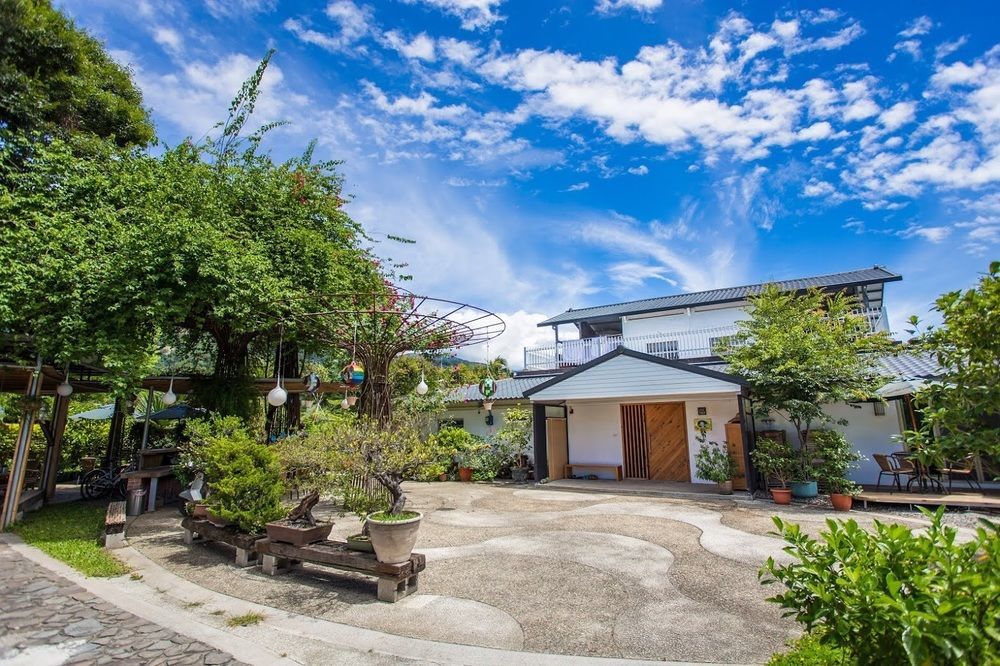 Hou Shan Ren Jia B&B Луйє Екстер'єр фото
